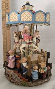 lot 139 image: Decorative Bear Carousel Music Box