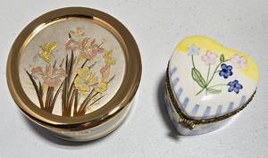 lot 169 image: Decorative Trinket Box Set - Floral Design