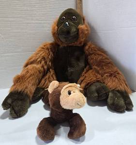 lot 174 image: Vintage Orangutan & Monkey Plush