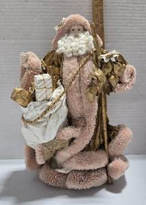 lot 189 image: Vintage Santa Claus Decorative Figure
