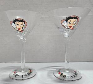 lot 218 image: Betty Boop Martini Glasses Set