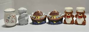 lot 232 image: Noahs Ark and Chef Bear Salt and Pepper Shaker Set