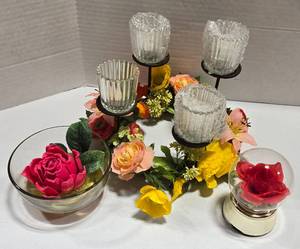 lot 299 image: Glass Candle Holder Set with Artificial Flowers and Glass Bowls