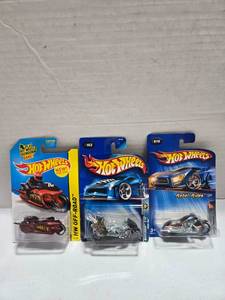 lot 315 image: (3) Collectable Hot Wheels Motorcycle Die-Cast Vehicles