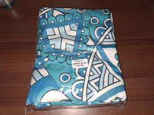 lot 5453 image: 55in x 104in Tablecloth Blue