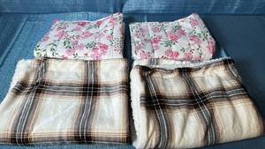 lot 2073 image: Random Pairs Of Pillow Shams. Size Standard.
