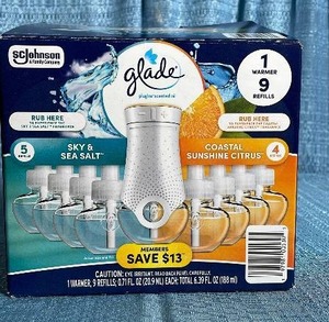 lot 3011 image: Glade Plugin Air Freshener Set with Warmer