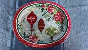 lot 3027 image: Premium Compostable Plates - 50 Count