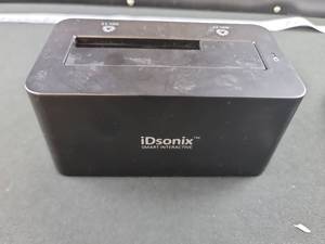 lot 3212 image: IDsonix USB 3.0 Hard Drive Docking Station IDD-U3102