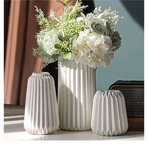 lot 8527 image: Ceramic Vases Set of 3-White Vase for Modern Home Decor, Flower Vases for Aesthetic Room Decor,Boho Decor Wedding Dinner Table Party Office Centerpiece Table Decorations (White 3 Set)