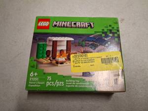 lot 8874 image: LEGO Minecraft Steves Desert Expedition Multicolor