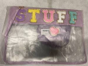 lot 5742 image: Stuff Clear Toiletry Bag