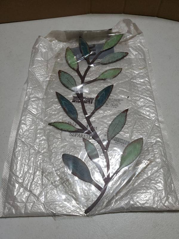 lot 55009 image: Decorative Metal Leaf Branch wall decoration 2pcs  - Retail $25