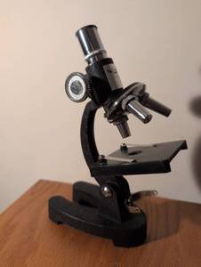 lot 115 image: Microscope, Large Index Cards and Wood Recipe Card Box.