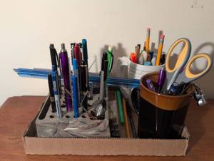 lot 160 image: DIY Cardboard Desk Organizer with Cups