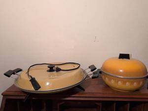 lot 161 image: West Bend Electric Skillet Set