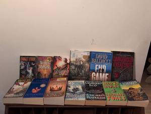 lot 163 image: Popular Fiction Book Collection - Fantasy and Mystery Novels