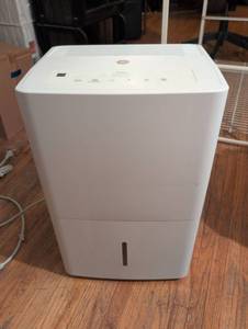 lot 241 image: GE 50-Pint Dehumidifier ADEL50LYL1