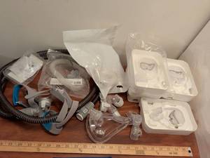 lot 175 image: ResMed CPAP Mask Parts and Cushions Set