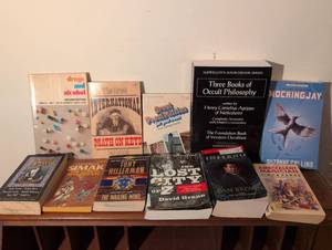 lot 259 image: Assorted Books.