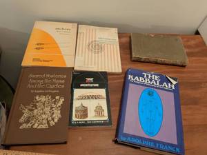 lot 212 image: Spiritual and Educational Book Collection