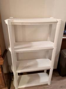 lot 286 image: White Plastic 4-Tier Storage Shelf Unit