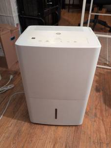 lot 242 image: GE 50-Pint Dehumidifier ADEL50LYL1