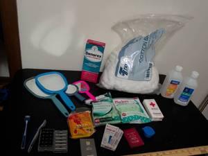 lot 321 image: Personal Care and First Aid Supply Lot