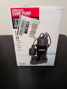 lot 378 image: Everbilt 14 HP Submersible Sump Pump