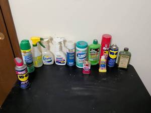 lot 432 image: Household Chemical Products Collection