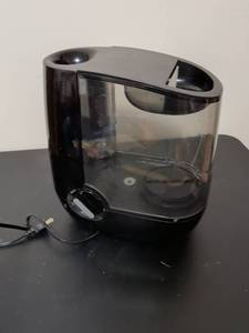lot 403 image: Black Electric Kettle Base Unit