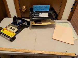 lot 493 image: Office Desktop Document Organizer Set