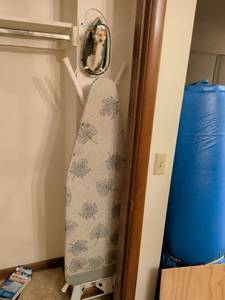 lot 539 image: Ironing Board with Fall Leaf Pattern Cover and Iron