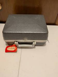 lot 467 image: Relax Acizor Elite Massage Device