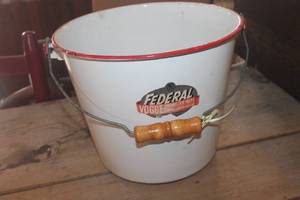 lot 3771 image: Vtg. Federal Enamelware Bucket