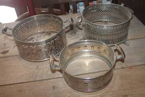 lot 3788 image: Vtg. Metal Casserole Holders