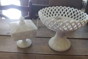 lot 3789 image: Vtg. Fenton Lacy Footed Compote Bowl & More