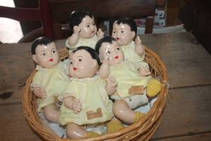 lot 3796 image: Antique Dionne Quintuplets Dolls