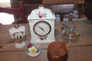 lot 3801 image: Vtg. Dresser Clock untested and More