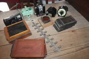 lot 3818 image: Antique Cameras and More