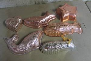 lot 3898 image: Vintage Copper Tone Molds