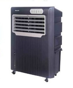 lot 56763 image: Honeywell 588 CFM Portable Evaporative Air Cooler - 2 count Factory Refurbished