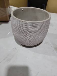 lot 2041 image: Olly & Rose Barcelona Ceramic Plant Pot