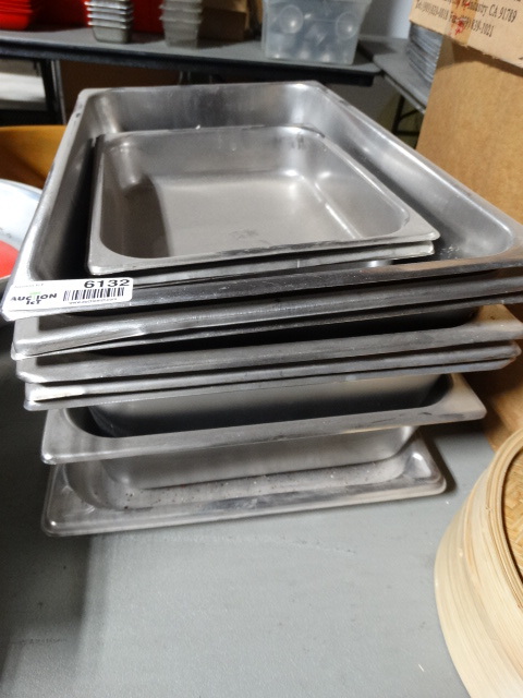 lot 6132 image: Lot of stainless steal inserts.