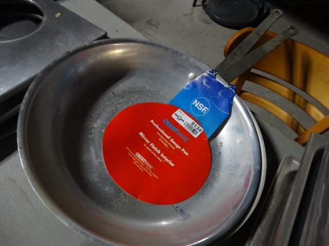 lot 6134 image: 2 crestware professional gauge pans.