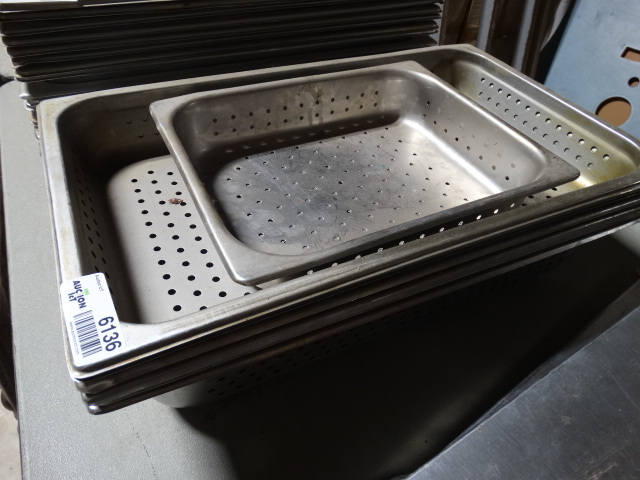 lot 6136 image: Lot of Stainless steel inserts with holes.