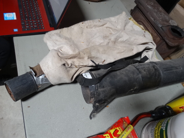 lot 6145 image: Blower parts.