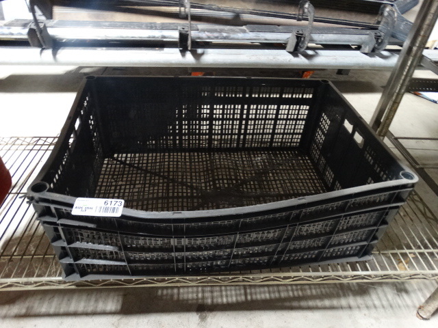 lot 6173 image: Plastic crate.