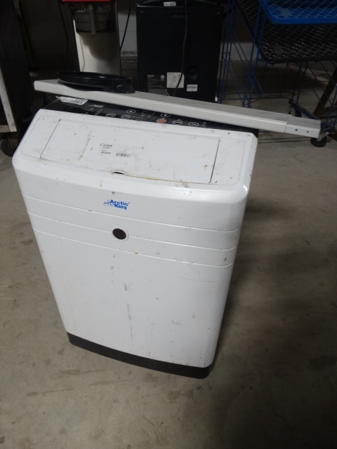 lot 6197 image: Artic king portable air conditioner.