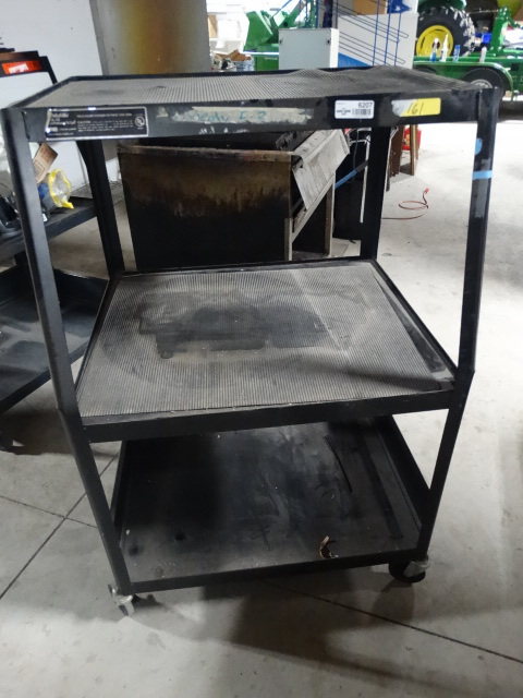 lot 6207 image: Media cart.